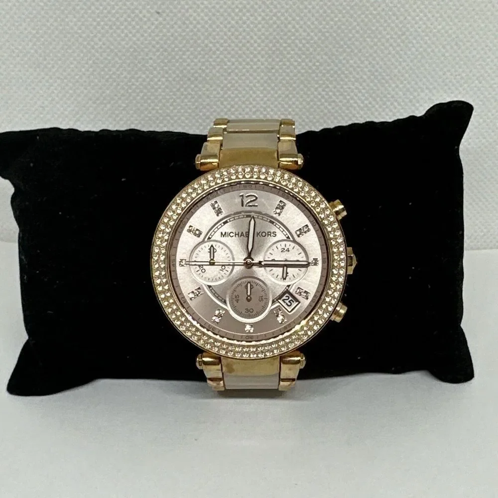 Michael Kors Parker MK5896 Women Rose Gold Analog Dial Quartz Wrist Watch NUL42